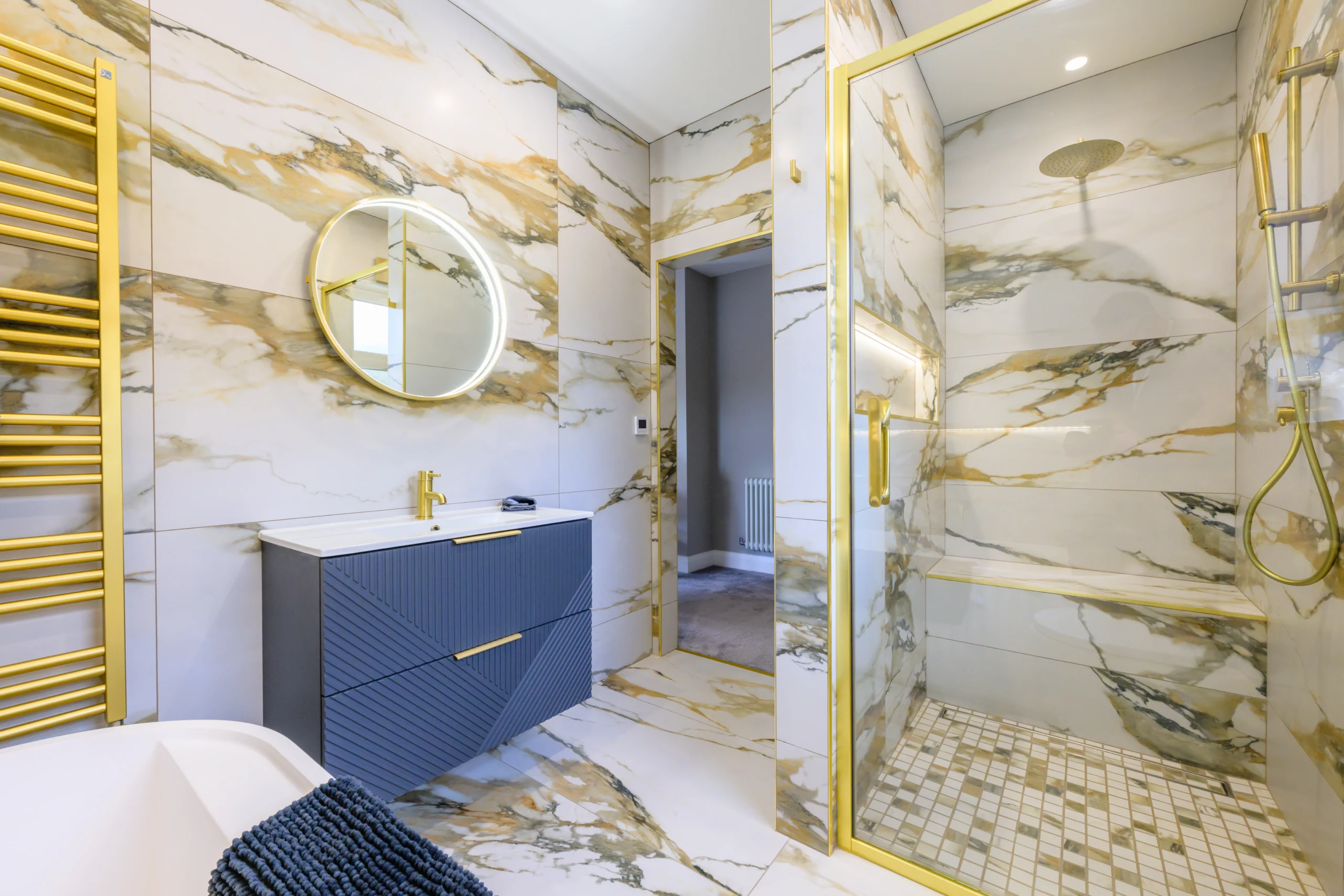 Image of a bathroom in Rosie's Cottage taken from the bathtub
